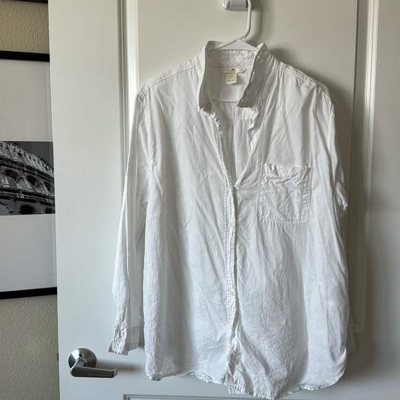 Lightweight Cotton Button down White Boyfriend Shirt - Picture 1 of 4